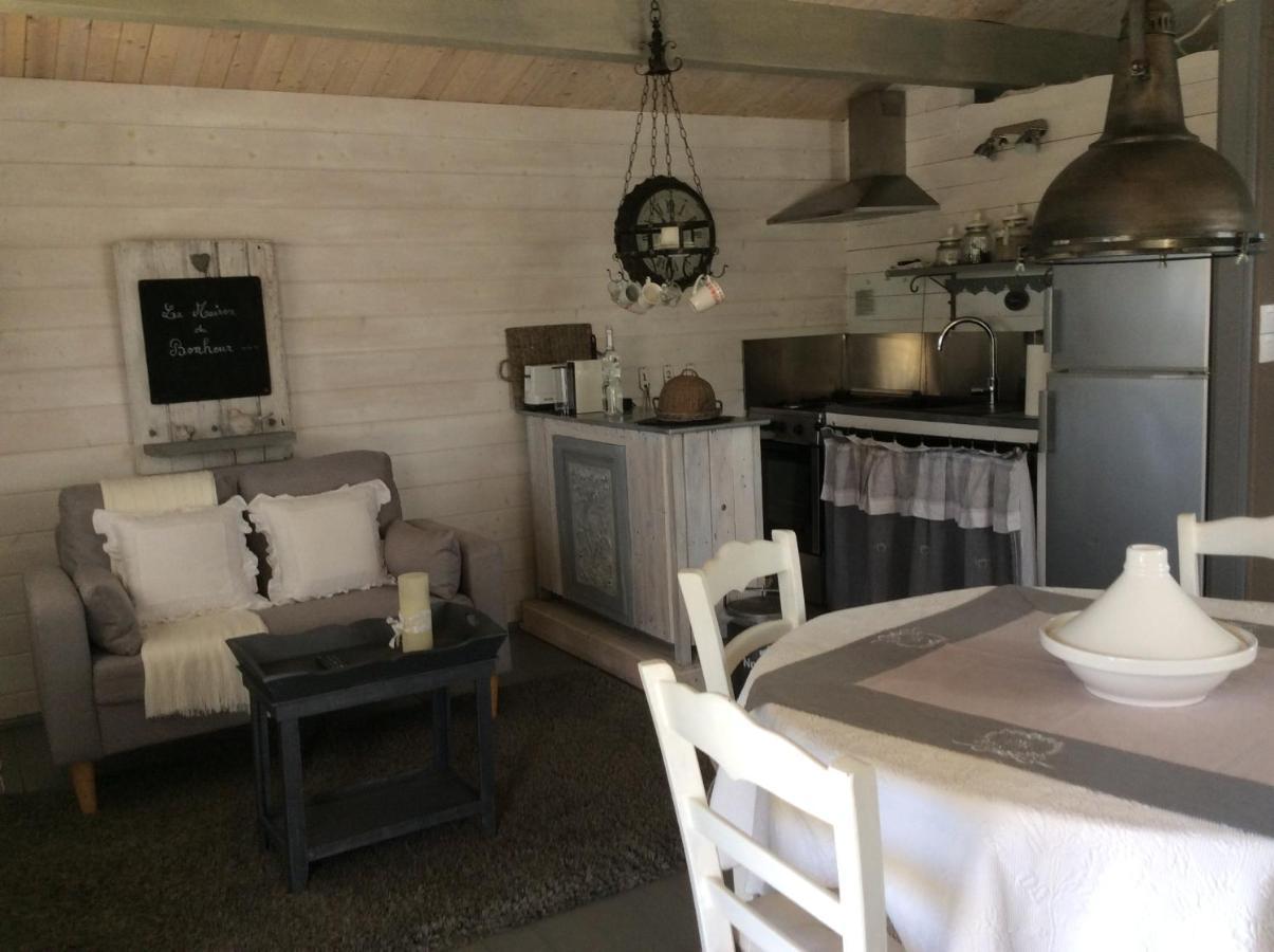 Chalet De Charme Aniane Esterno foto